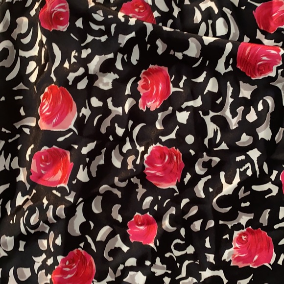 Josie by Natori Silk slip cowl neck gown size s - Picture 2 of 4